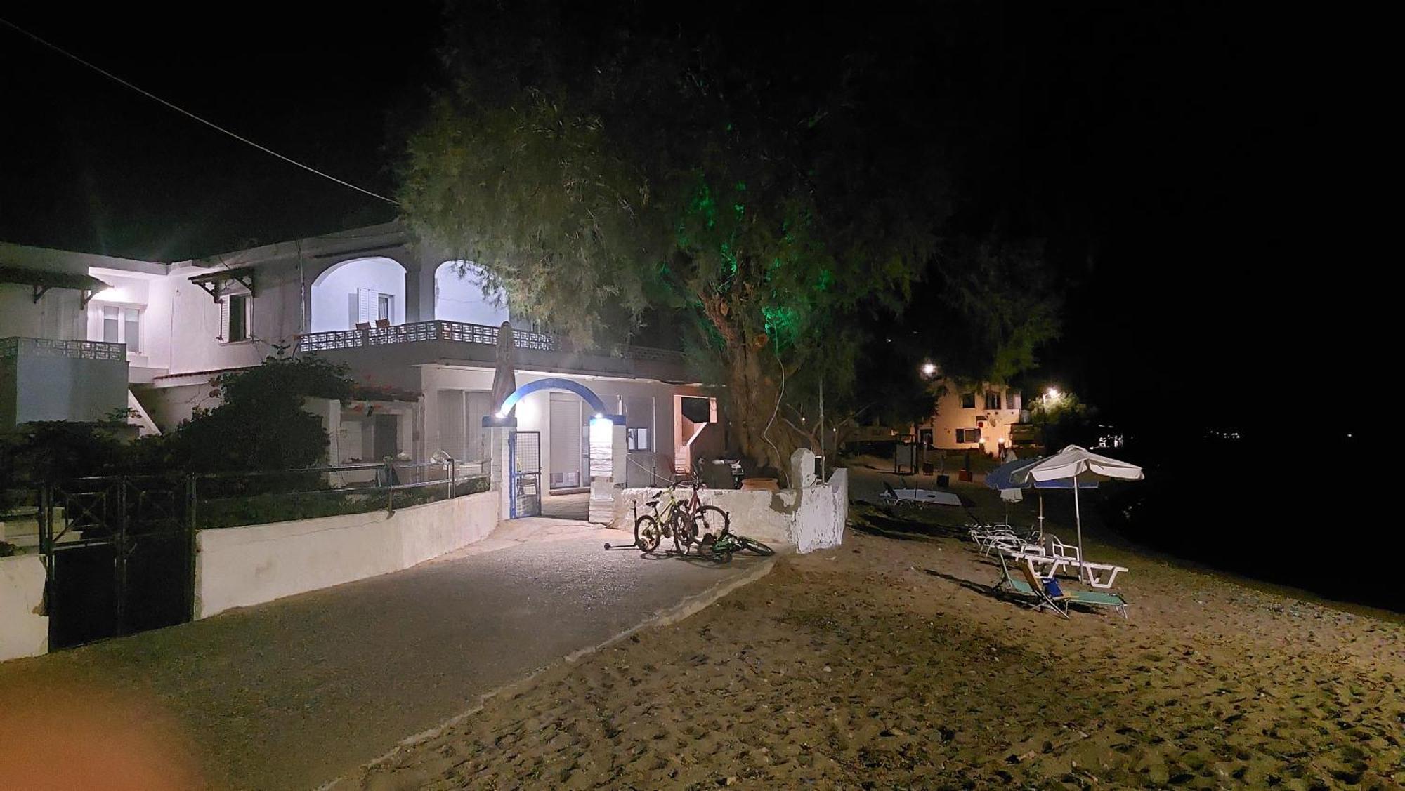 Fotis Beach Apartment At Komi Komi  Esterno foto